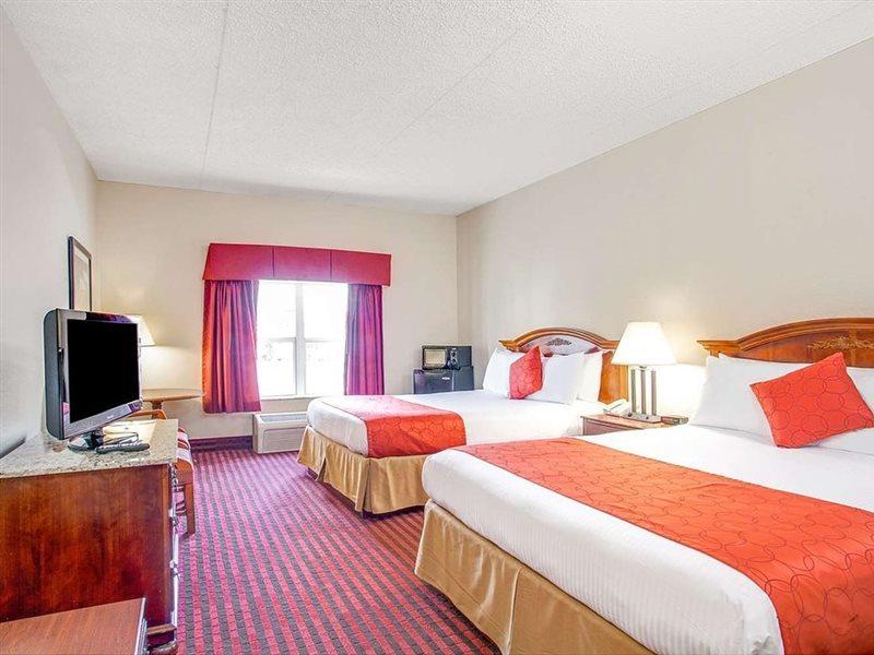 Ramada By Wyndham Pigeon Forge North Hotel Buitenkant foto